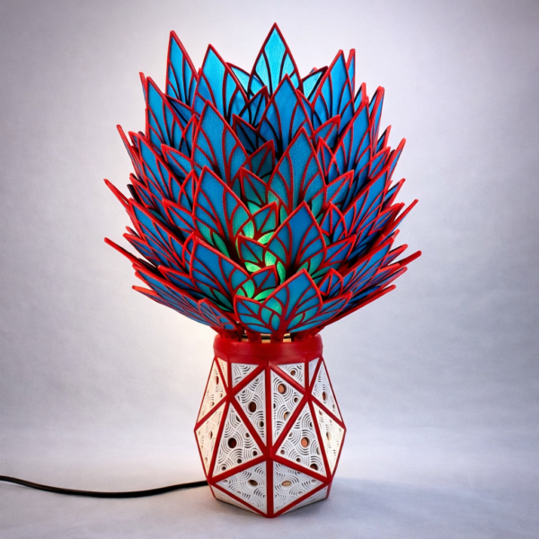 Lotus_lamp Lotus lamp (Blauw-rood-wit)